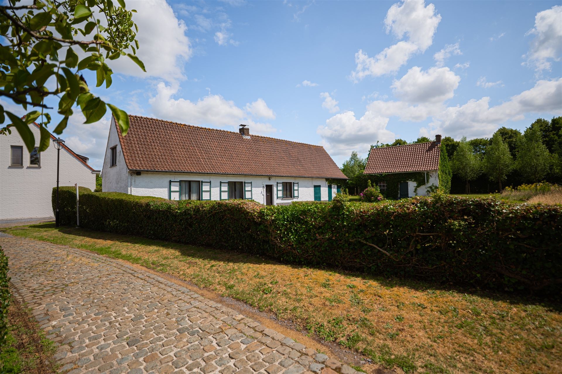 Te renoveren hoeve in het pittoreske Moregem foto 14