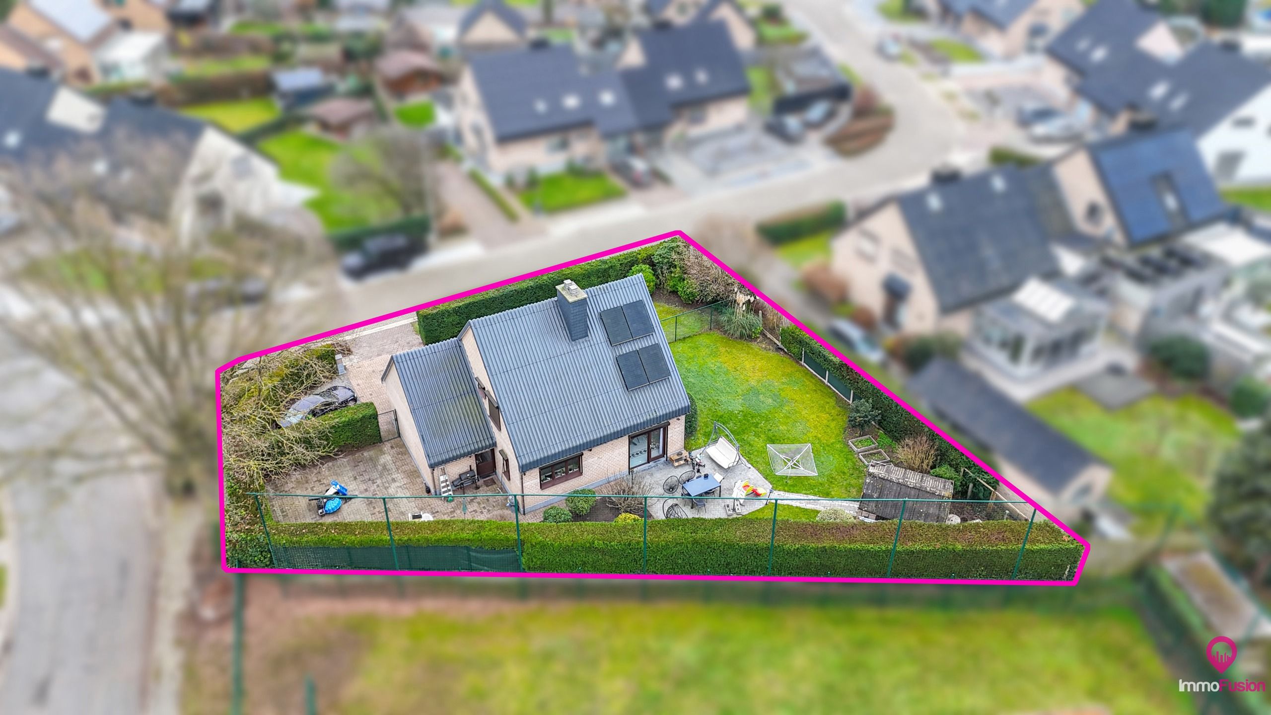 Ruime gezinswoning met 3 slaapkamers in rustige straat! foto 28