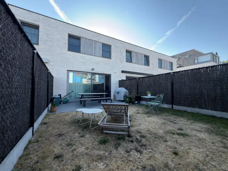 Energiezuinige woning met tijdloze architectuur in het charmante Oostduinkerke dorp! foto 20