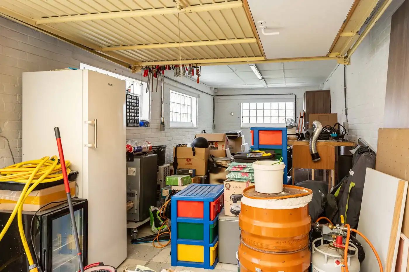 Welkom in deze toffe ruime gezinswoning op een toplocatie in Zwevegem!  foto 21