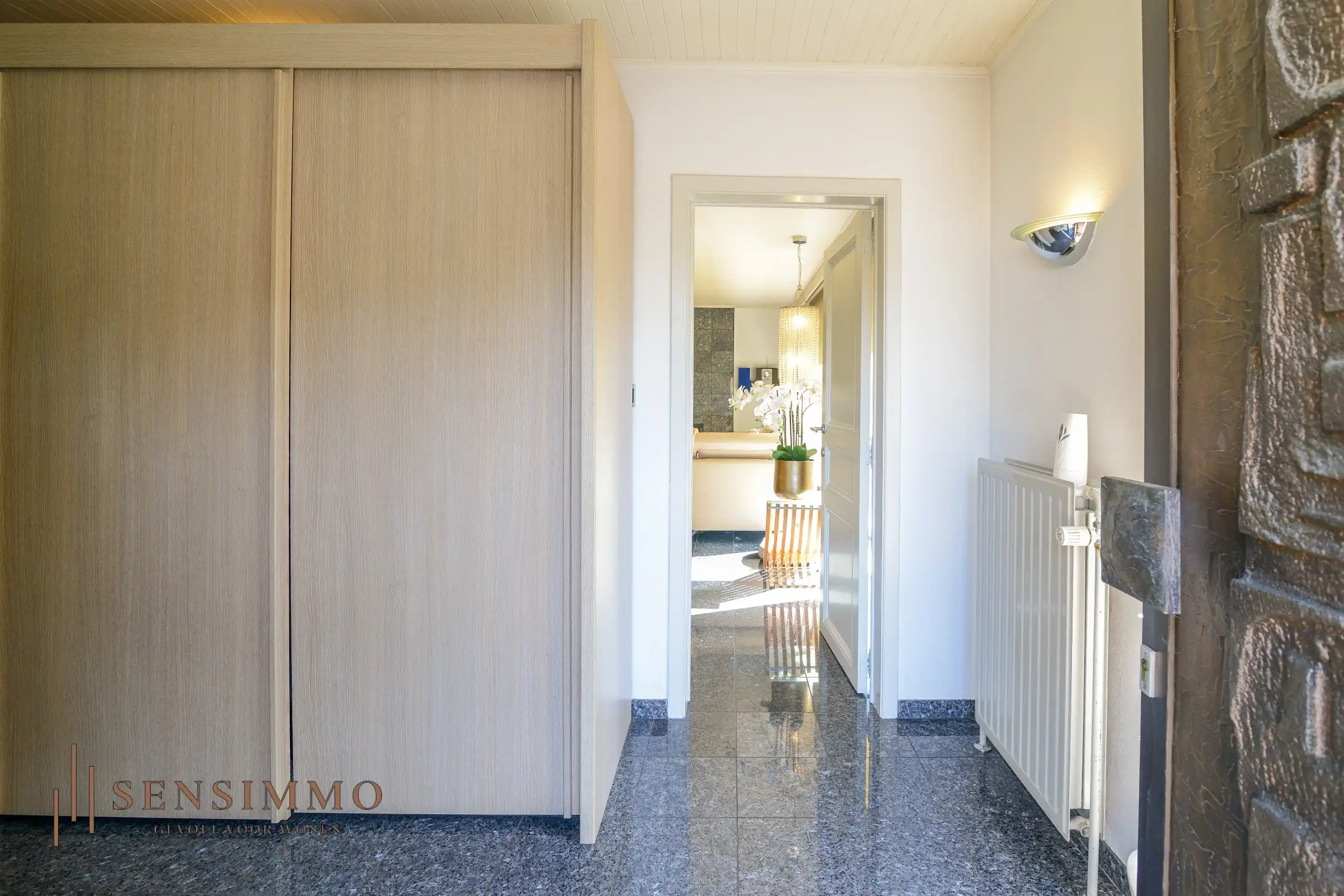 Instapklare, energiezuinige vrijstaande bungalow met 4 slaapkamers! foto 4