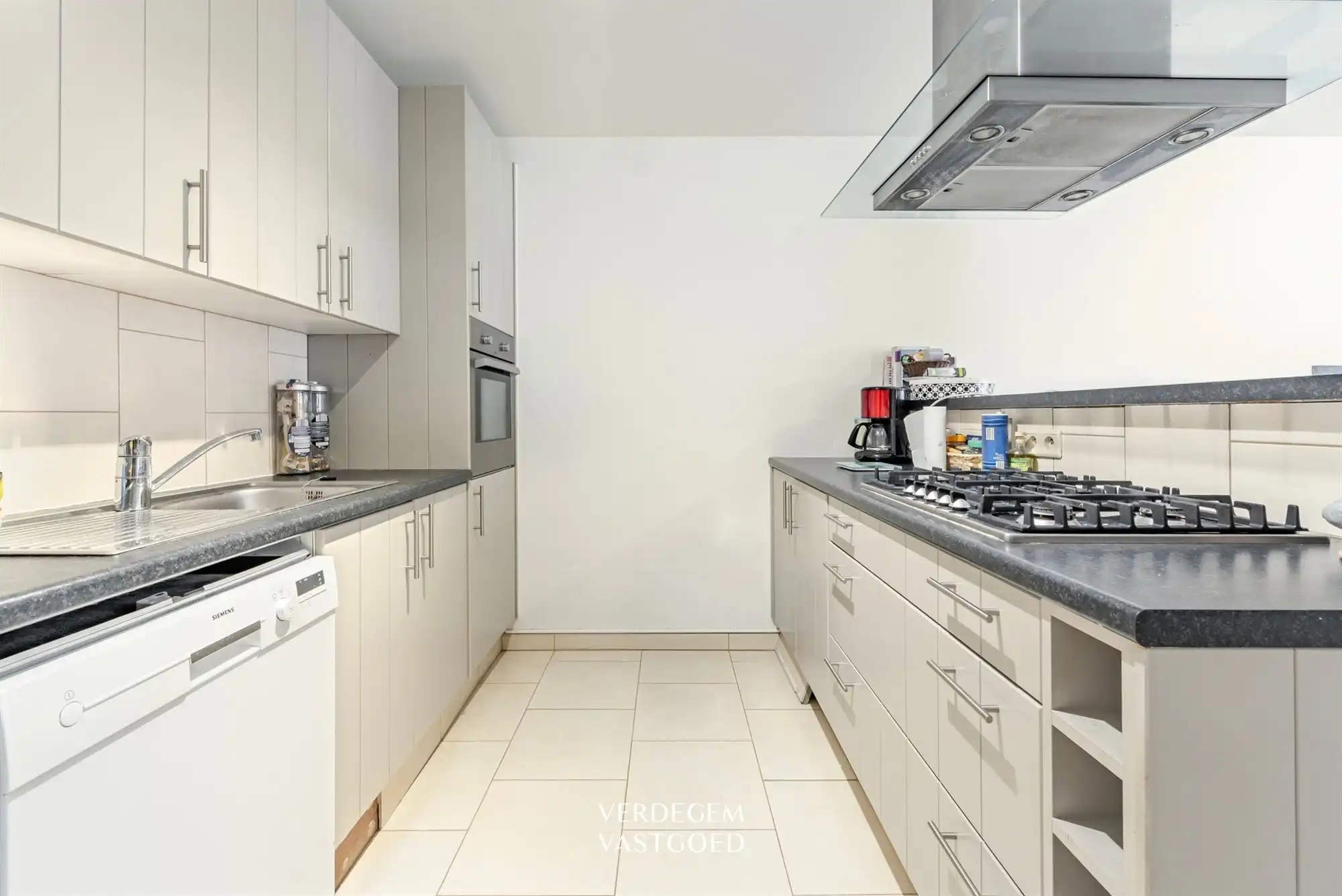 Opbrengsteigendom aan zee: 4 appartementen met duinen en park om de hoek foto 11