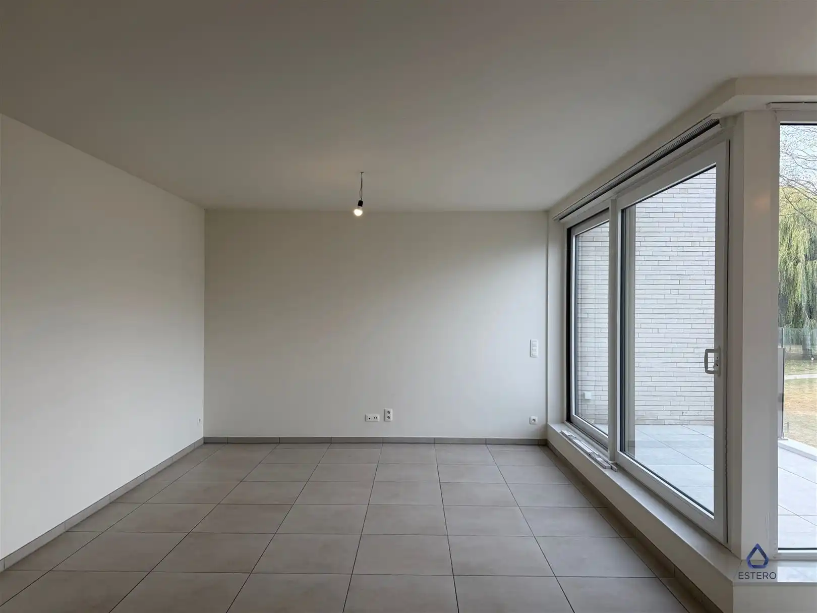 Modern 2-slaapkamerappartement met terras en zicht op groen foto 5