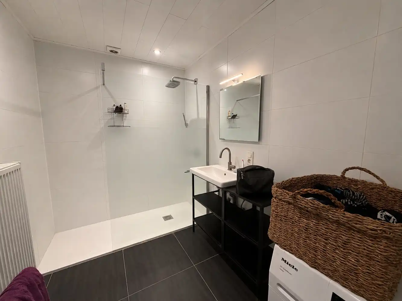 Gelijkvloers appartement met terras en garage (€35.000,-) foto 6