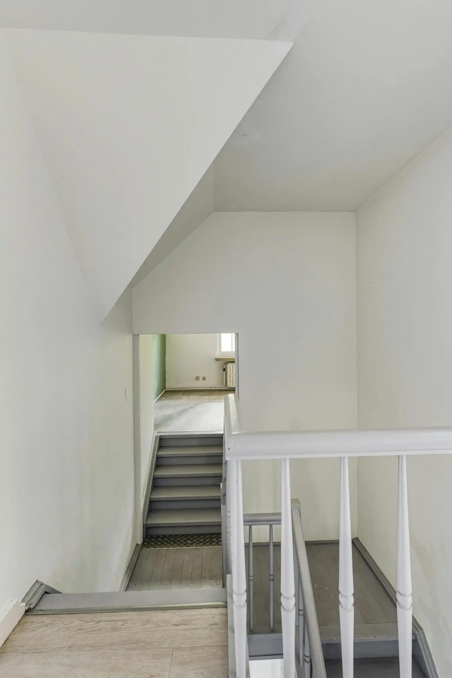 Charmant huis te koop in Putte-Kapellen met grote tuin foto 12