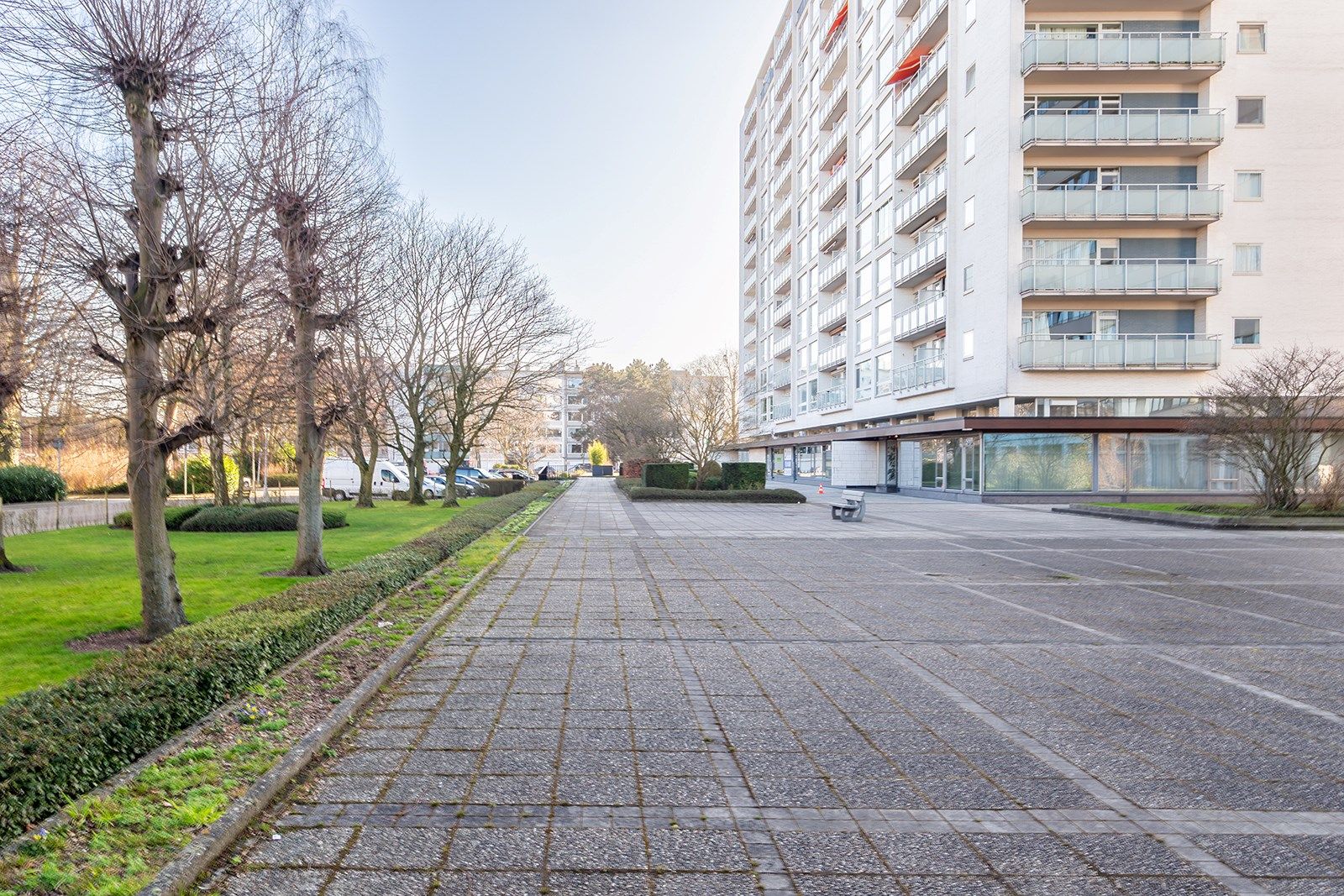 Appartement met 3 slpks, 2 bdks, 3 terrassen en parking foto 24