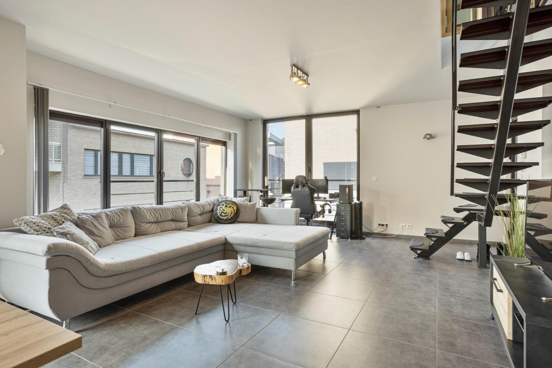 Duplexappartement met 2 slaapkamers in centrum Lennik foto 4