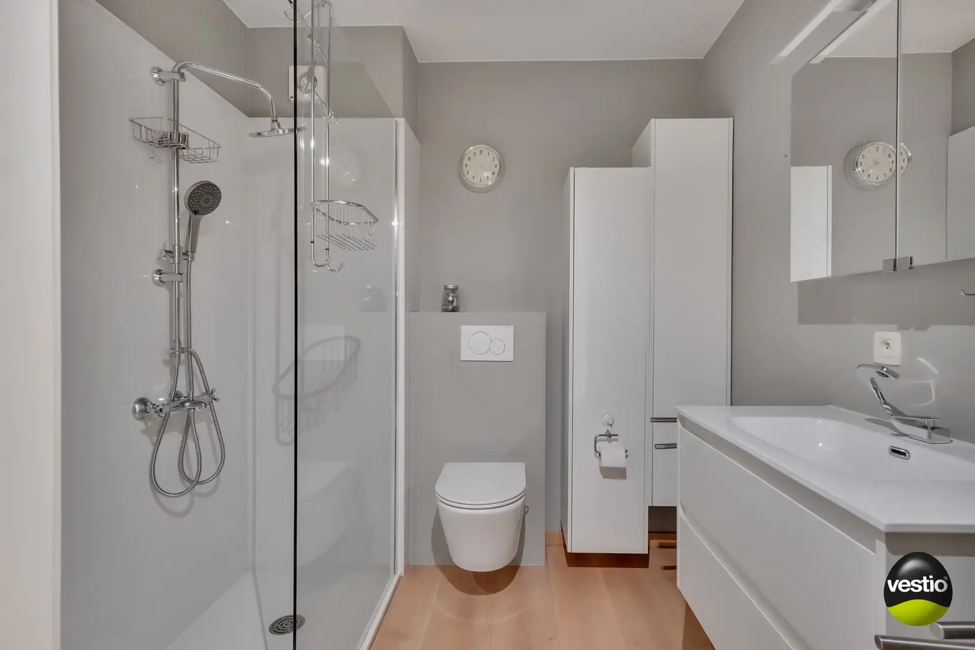 RUIM, MODERN APPARTEMENT 120 M² MET 3 SLAAPKAMERS foto 19