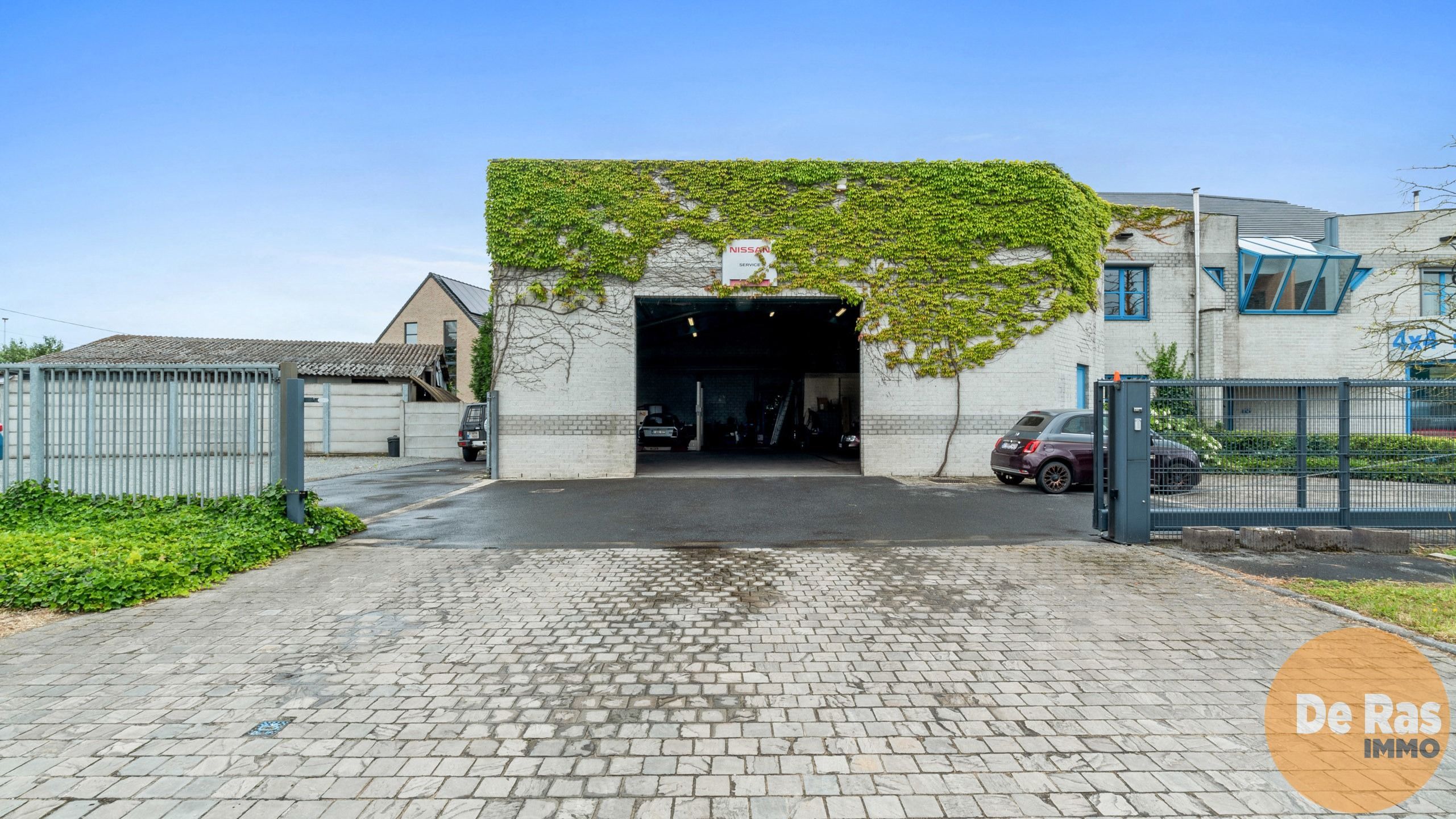 KALKEN  - Zeer centraal gelegen handelspand met ruim appartement foto 6