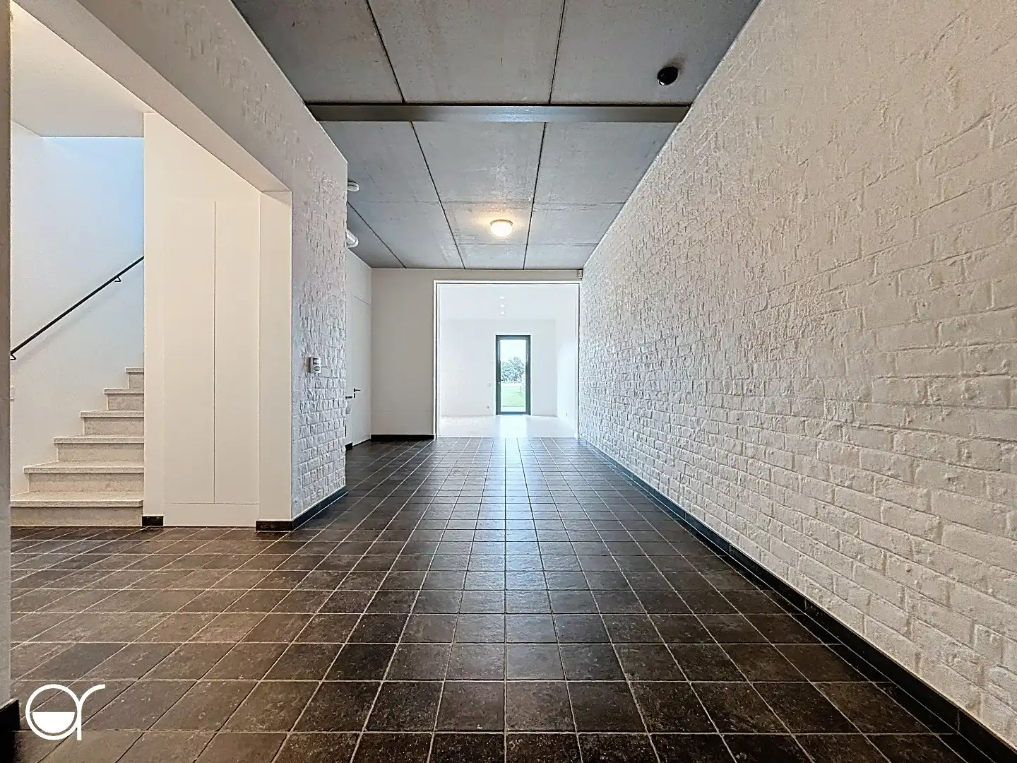 Luxueuze, energiezuinige woning met praktijkruimte/kantoor/hobbyruimte foto 3