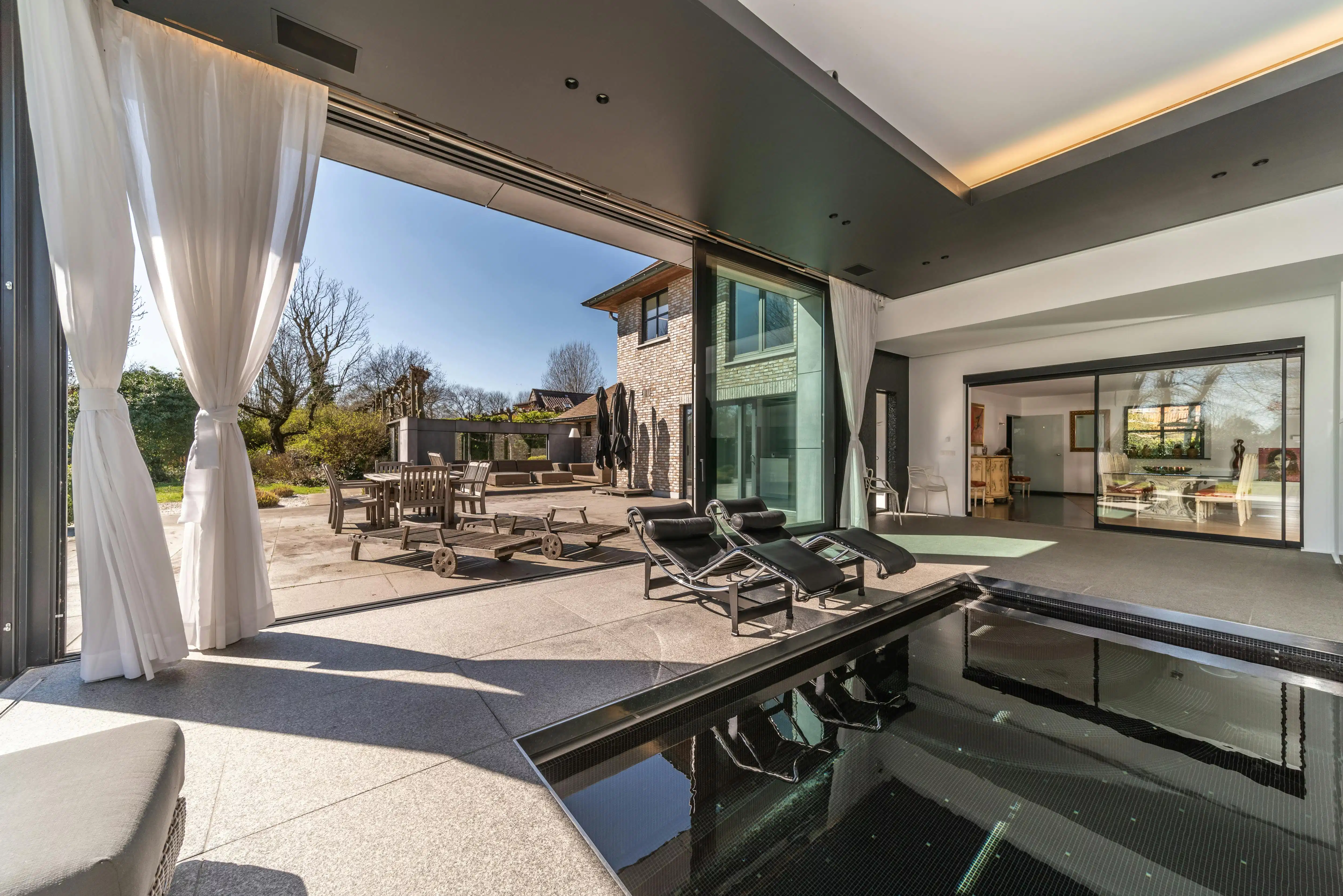 Luxueuze villa palend aan natuurreservaat in Sint-Idesbald foto 8