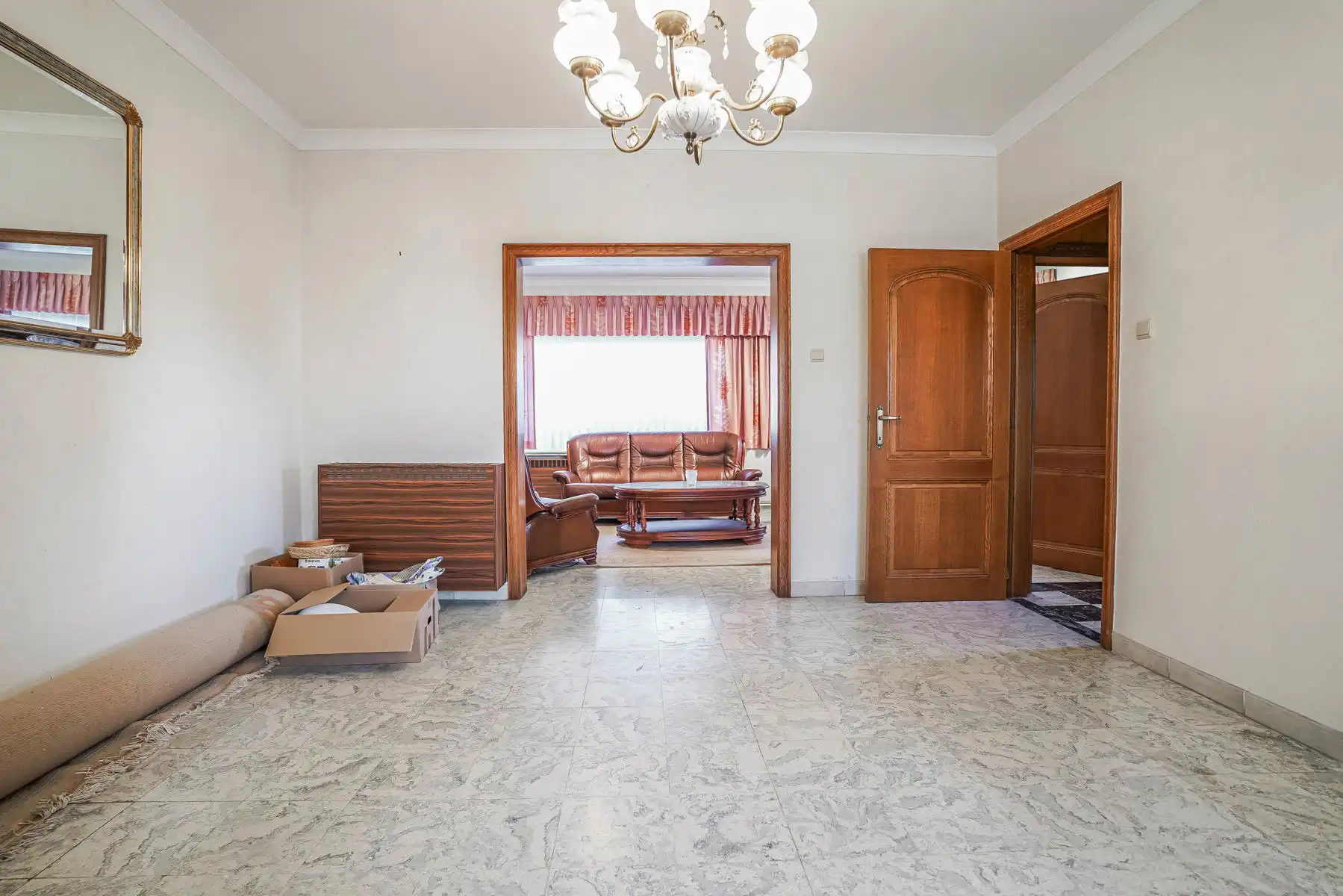 Gunstig gelegen, te renoveren HOB-woning te Kapelle o/d Bos foto 7