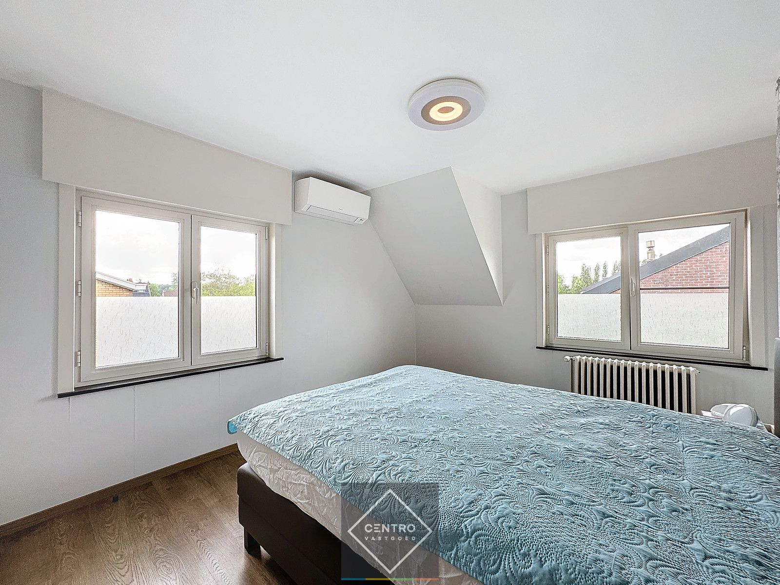 Instapkare woning met bedrijfsgebouwen te Houthulst! foto 16