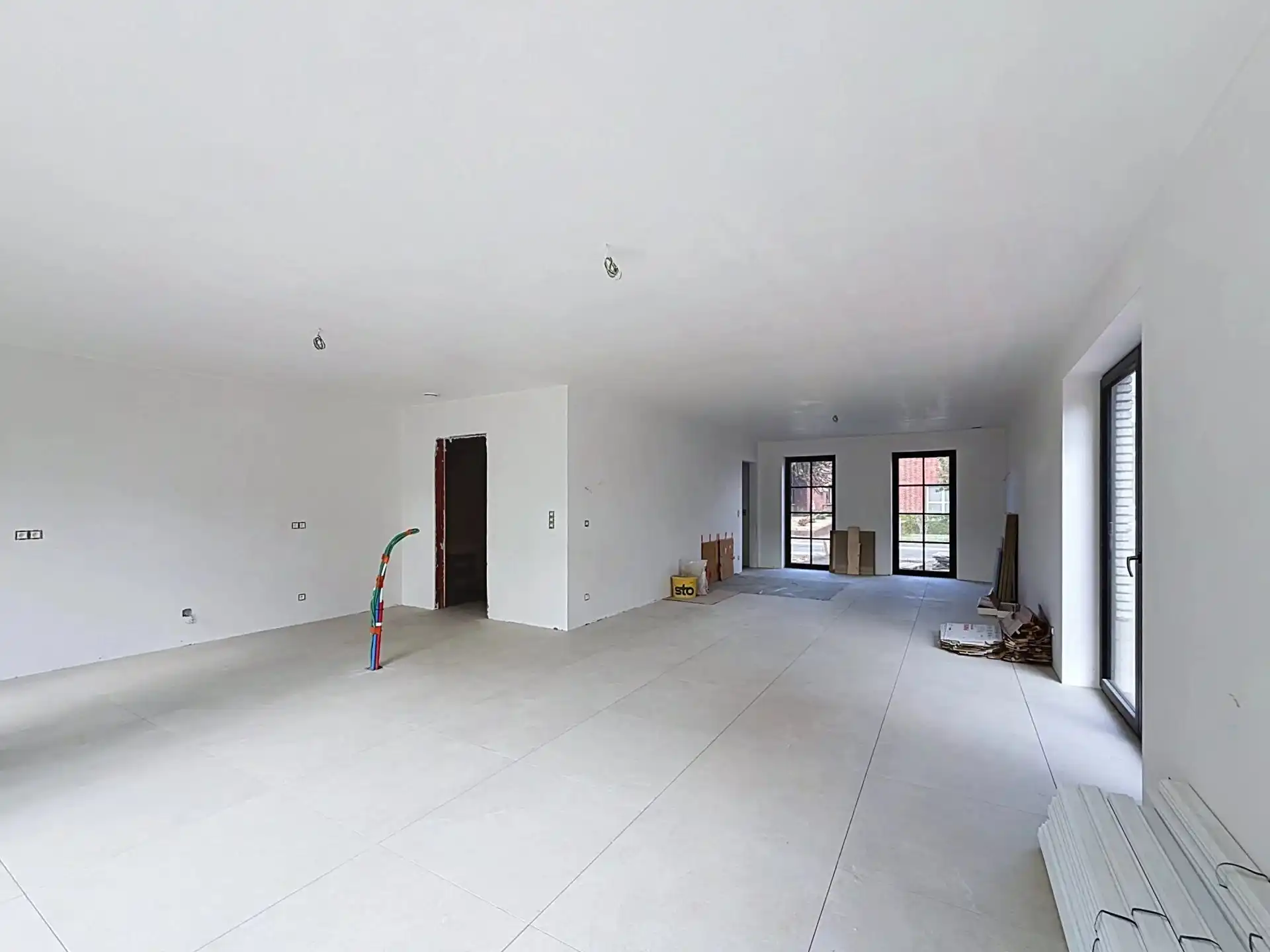 Moderne halfopen nieuwbouwwoning op een topligging nabij het centrum van Lommel. foto 17
