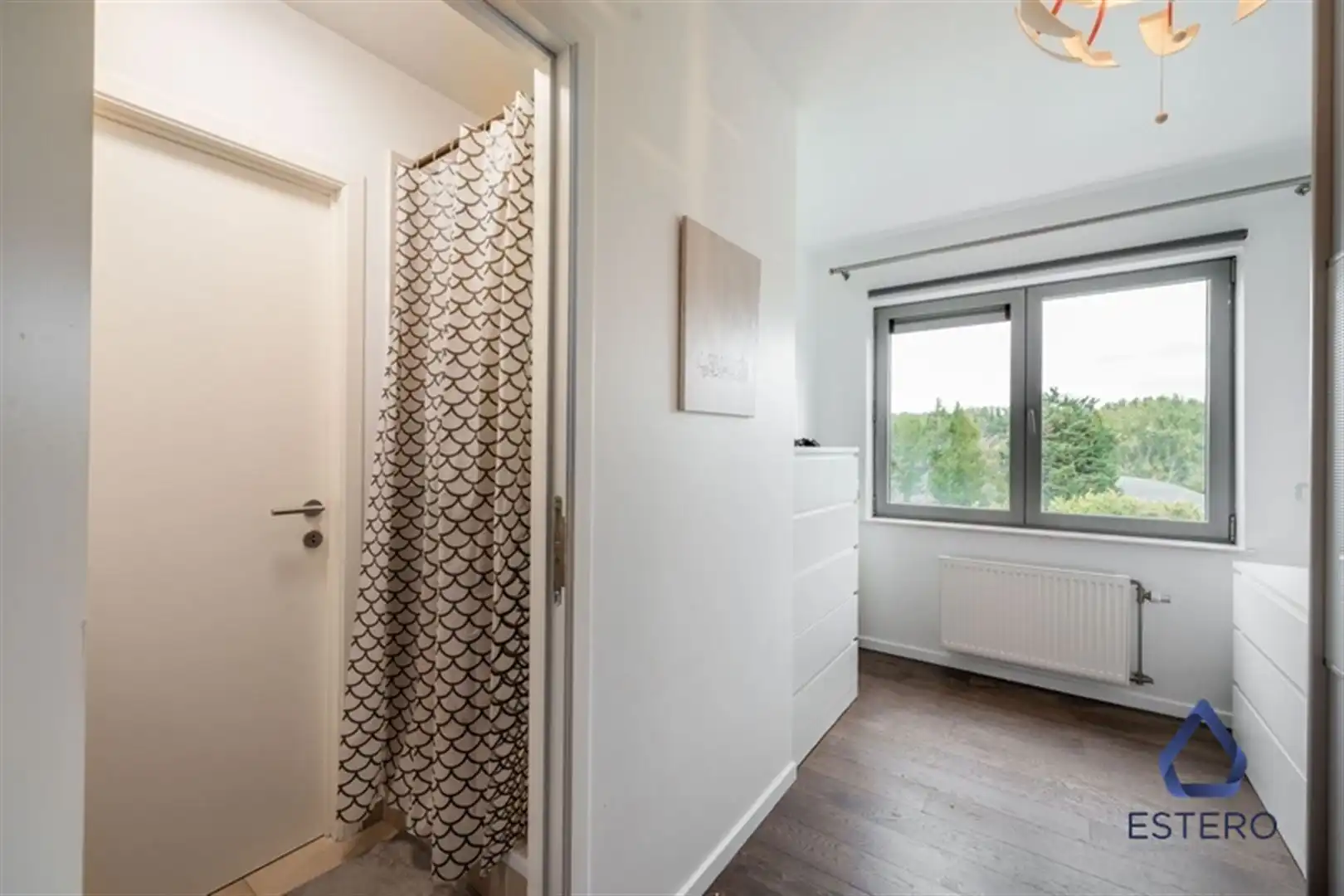 Ruim en lichtrijk appartement met 3 slaapkamers en terras foto 13