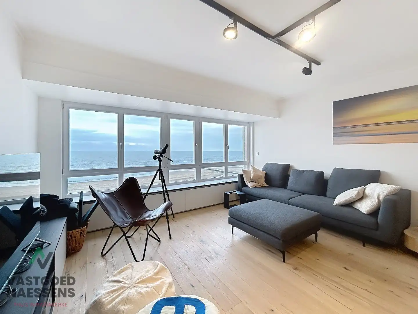 SCHITTEREND 2 SLPK APPARTEMENT MET ZICHT OP ZEE foto 6