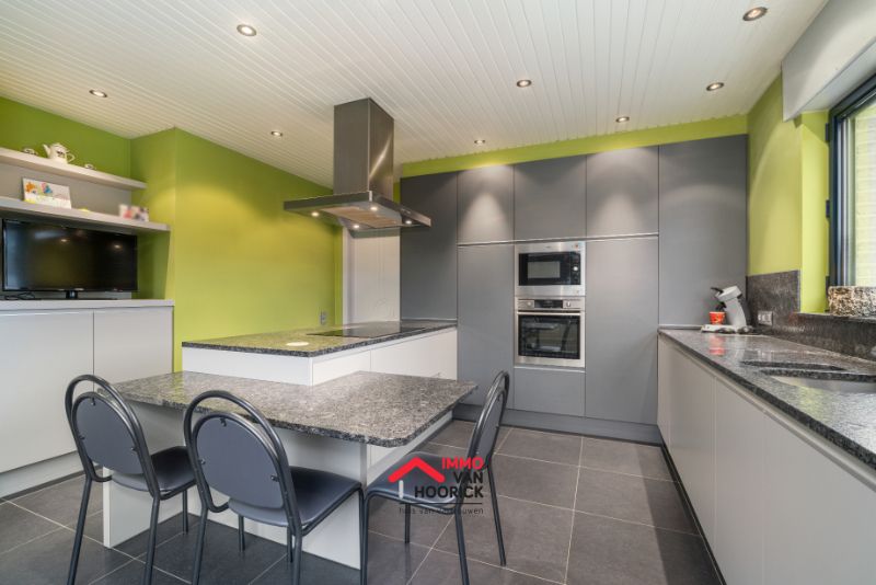 Mooie ruime woning 3 slaapkamers op 855m² foto 9