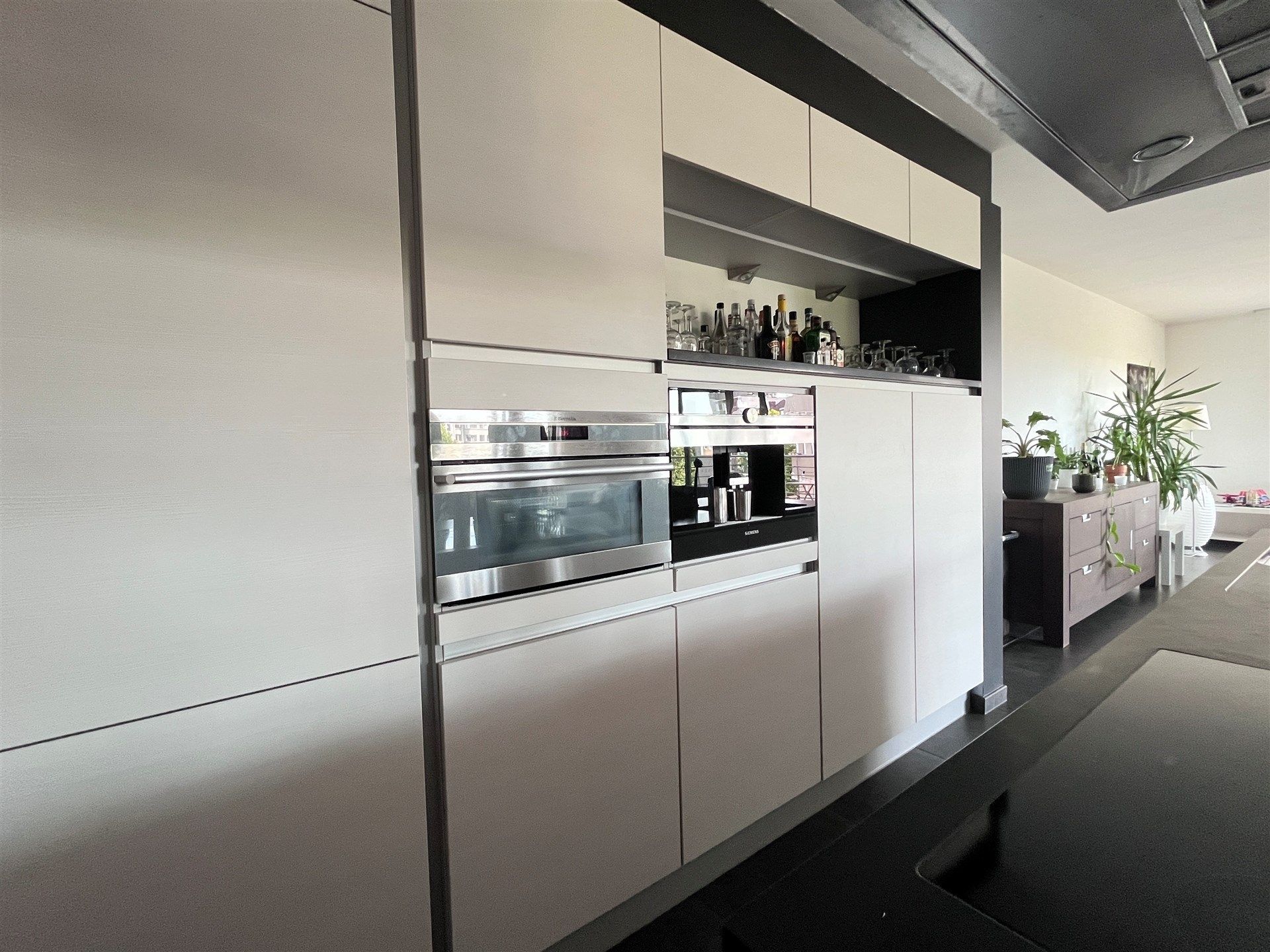 3 slaapkamerappartement met terras

 en autostaanplaats  foto 5