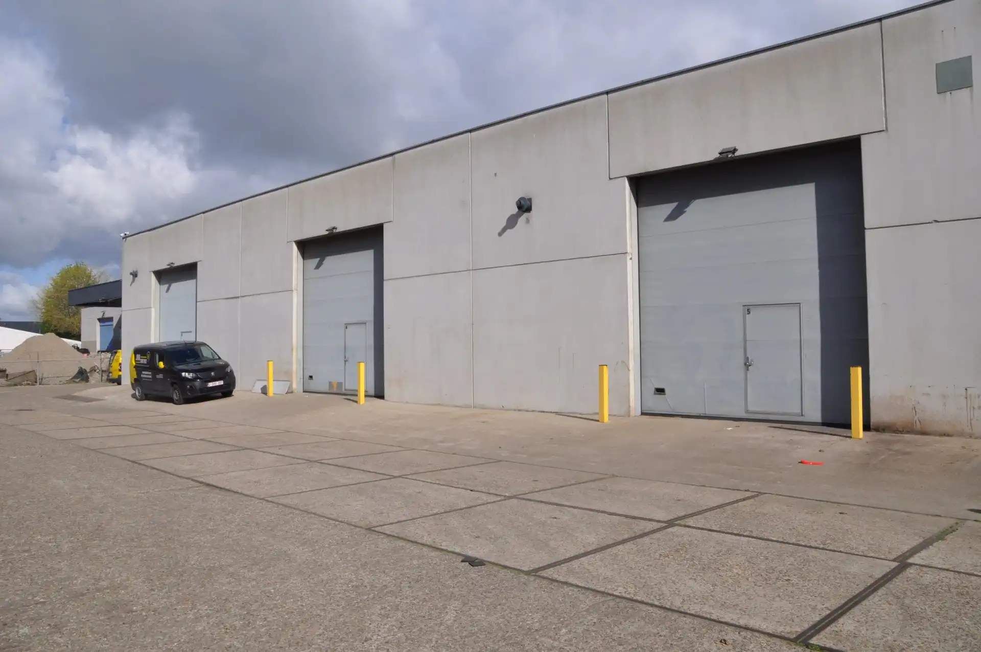 Commerciële ruimte te huur 2063 Industrieweg - 3520 Zonhoven