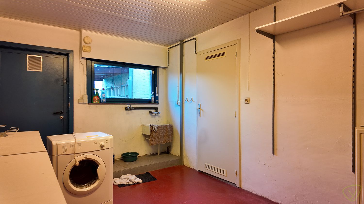 Rustig gelegen vrijstaande gezinswoning met ruime tuin in Eeklo! foto 10