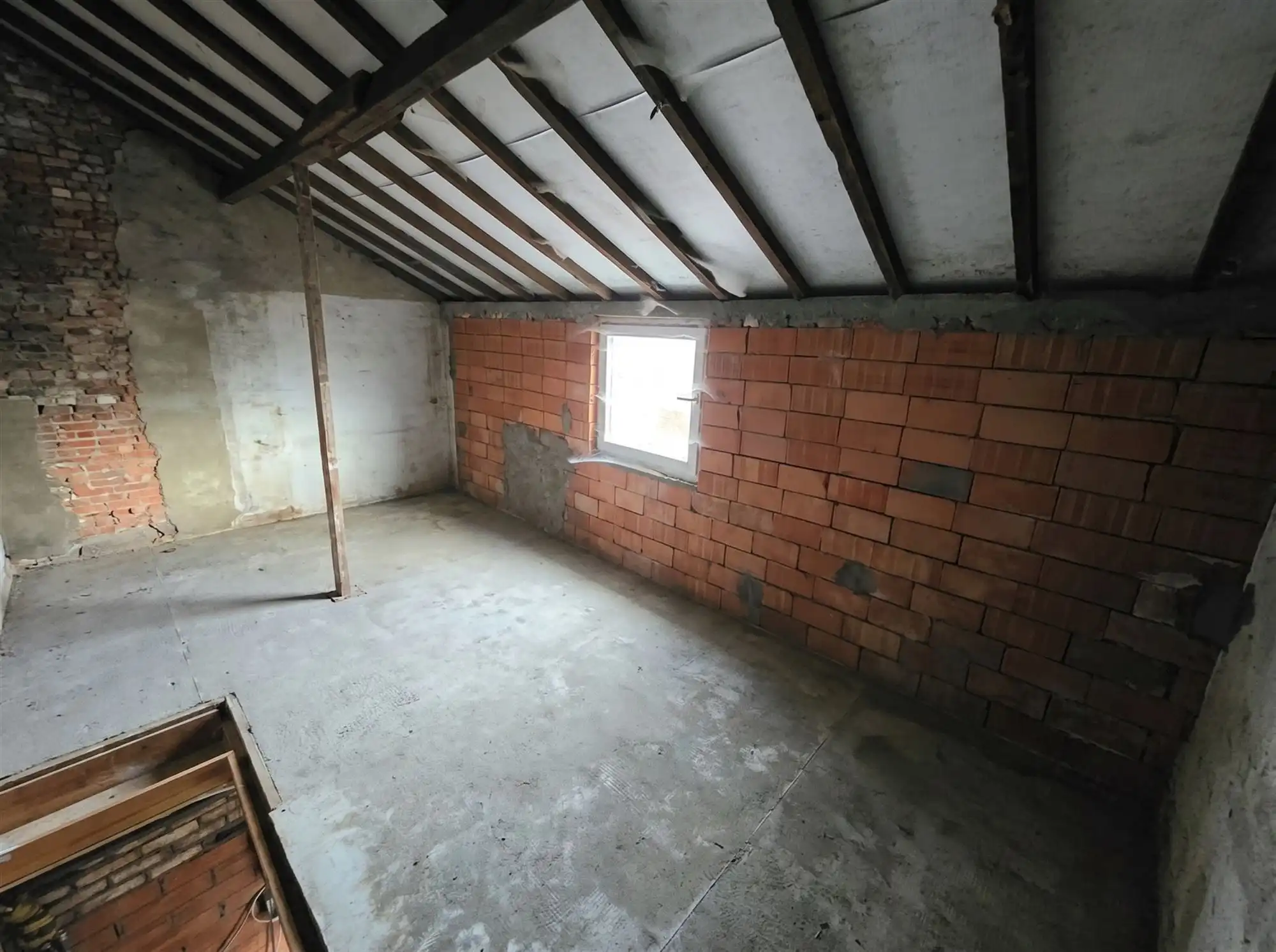 Gezinswoning met 4 slaapkamers en zonnige tuin foto 11