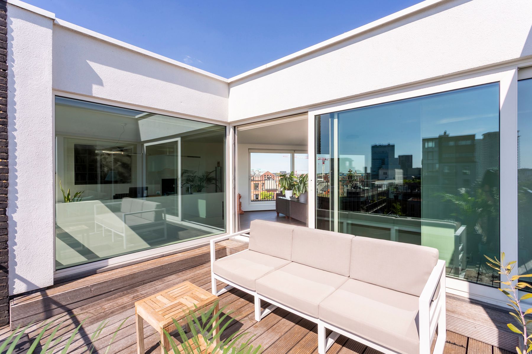 Penthouse met adembenemend parkzicht aan Park Spoor Noord foto 5