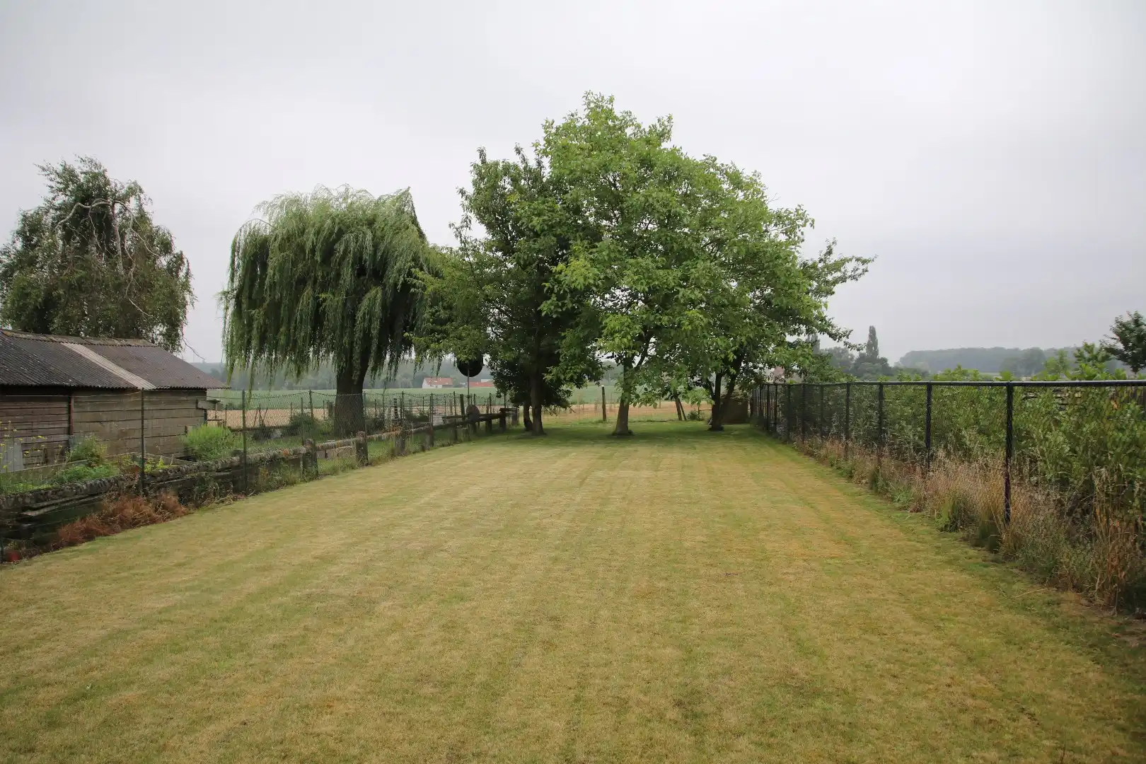 Woning te huur met 3 slaapkamers, terras, tuin en tuinhuis foto 18