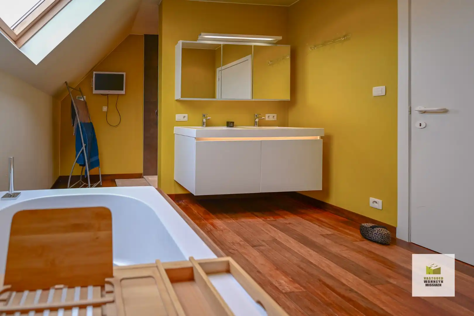 Ruime open bebouwing met 4 slaapkamers en landelijk vergezicht foto 20