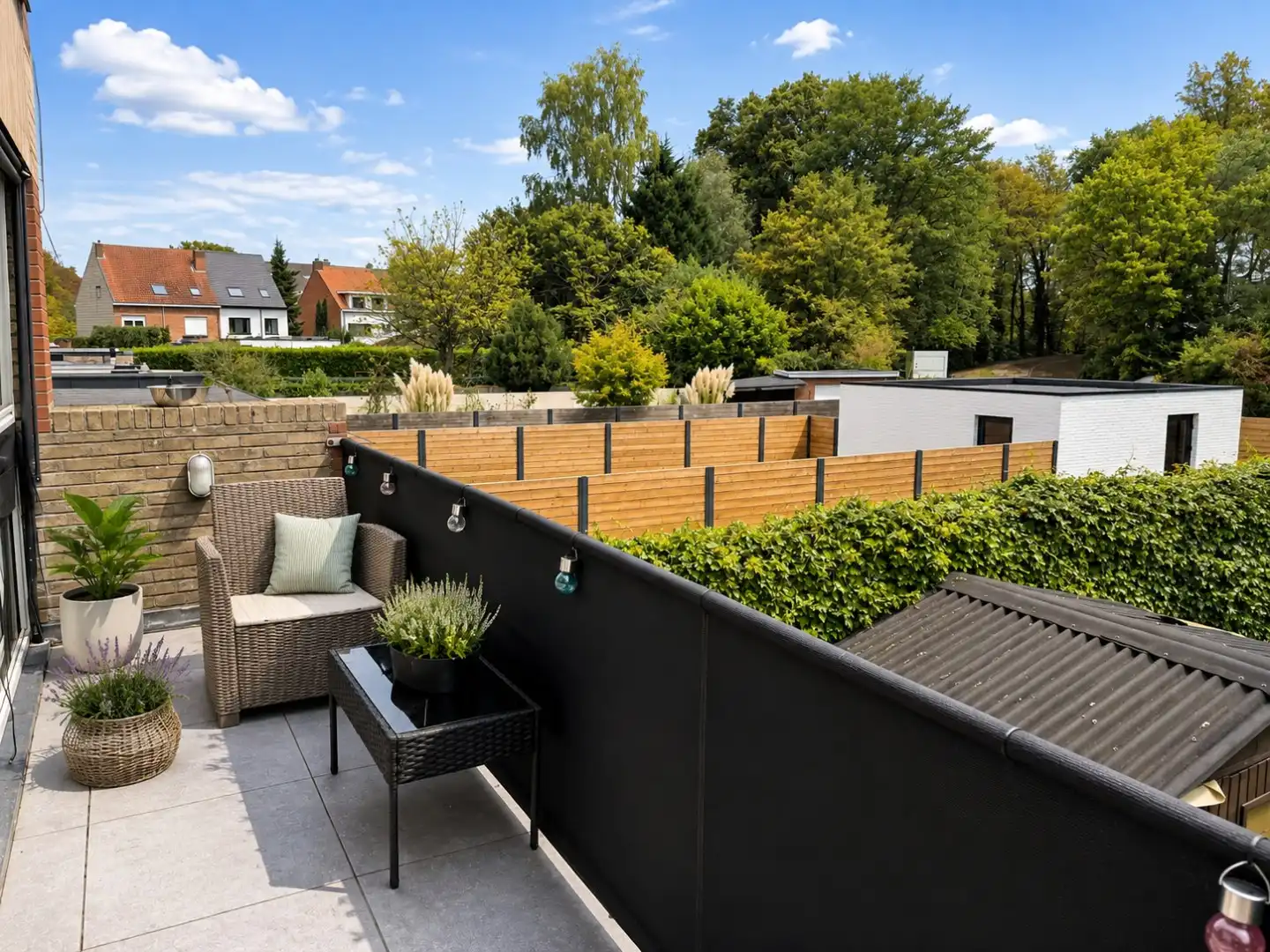 Op te frissen energievriendelijke woning met 4 slaapkamers en garage  foto 7