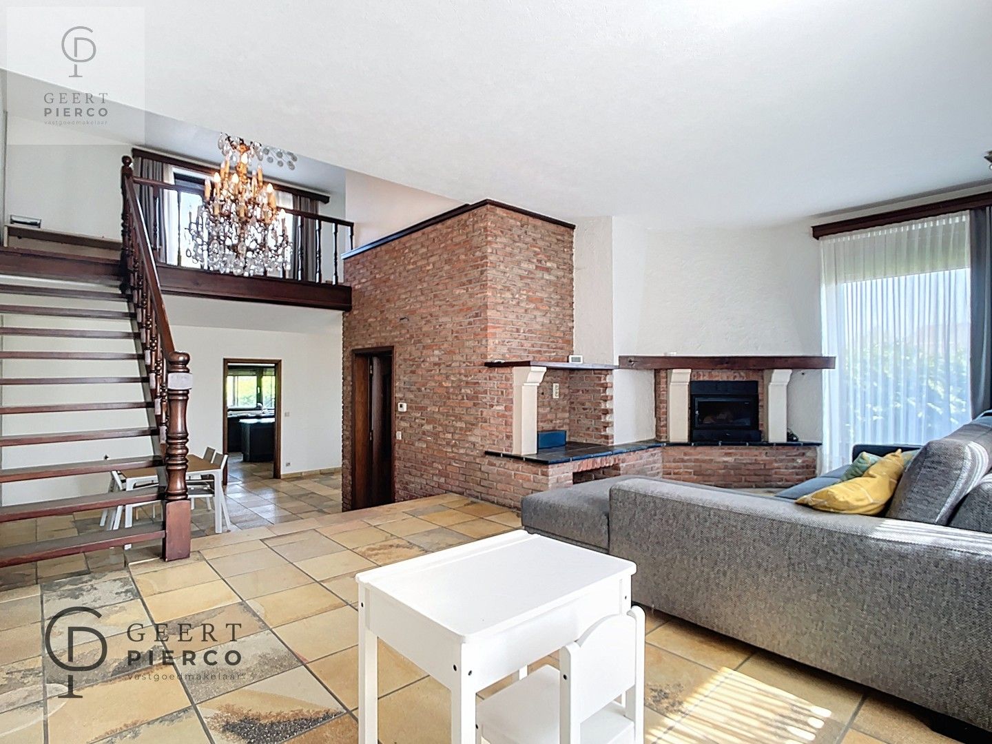 Gezellige woonst gelegen op een superlocatie foto 7