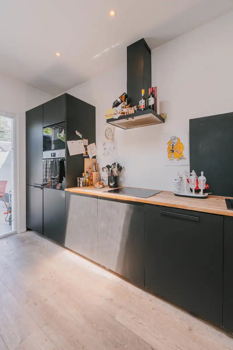 Vernieuwde starterswoning met leuke tuin foto 10