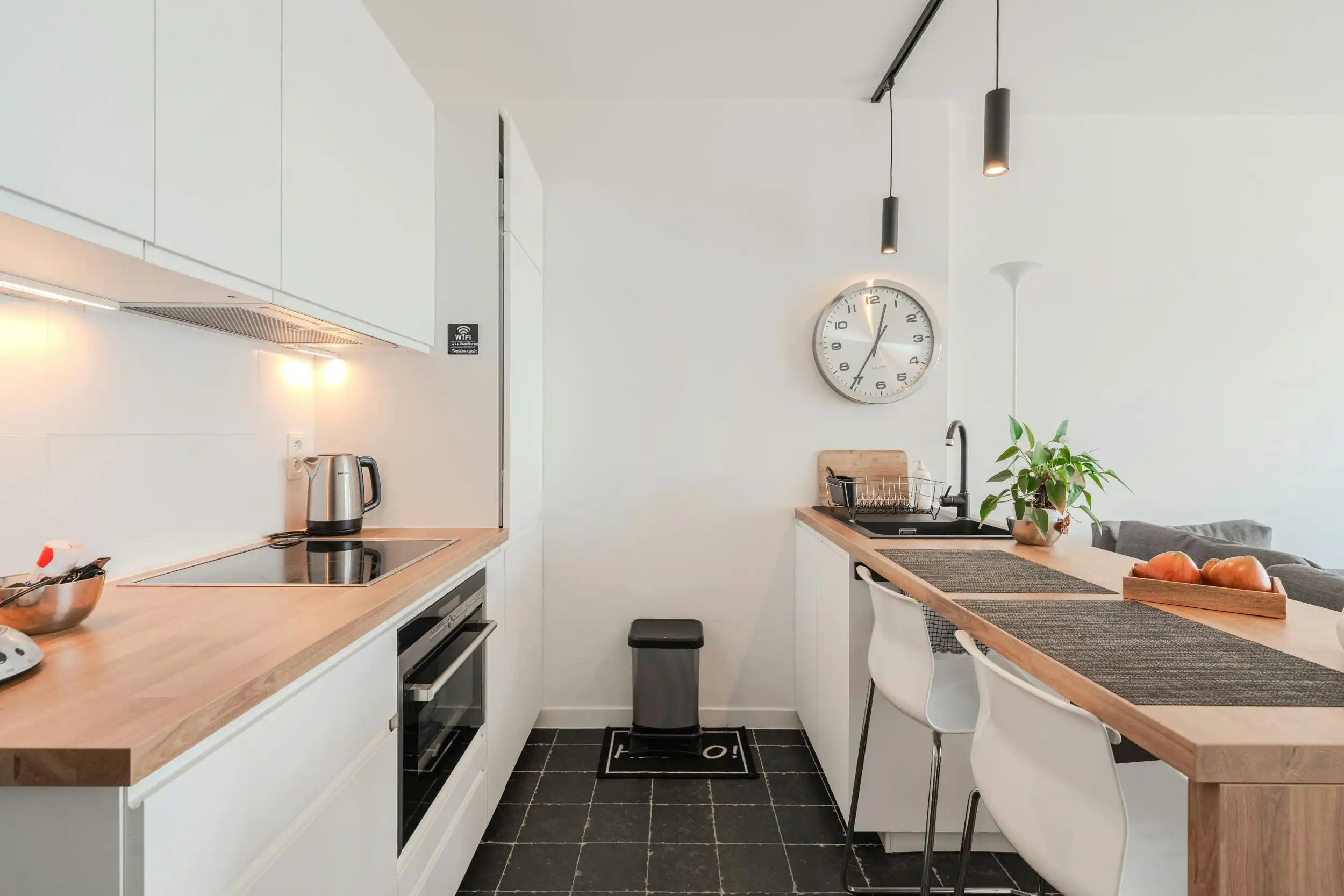 Ruime studio met prachtig frontaal zeezicht te Middelkerke foto 9