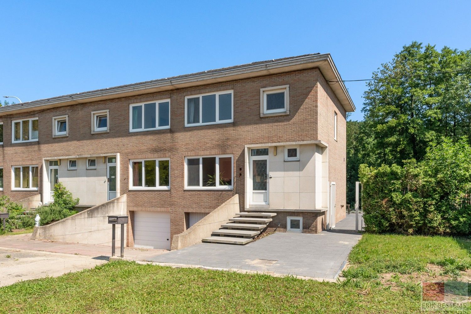 Halfvrijstaande woning uit 1969 op een perceel van 635m², woonopp. 154 m² foto 33