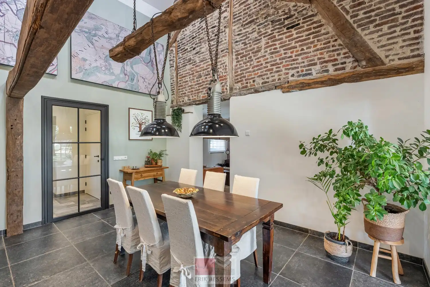 Gerenoveerde 18e-eeuwse langgevelhoeve in Kinrooi foto 8