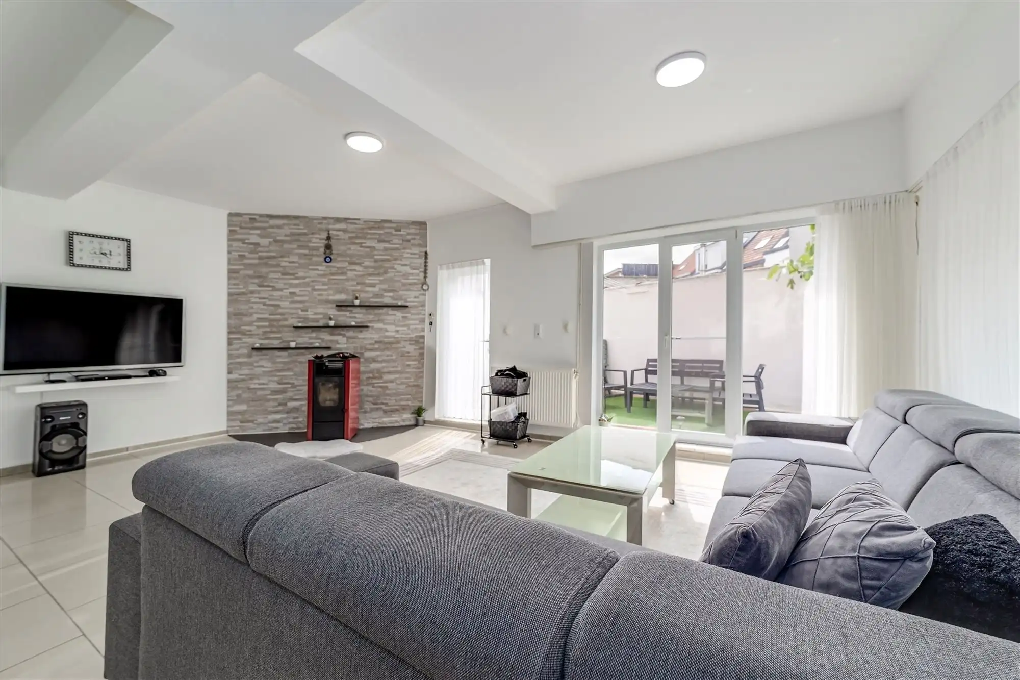 Huis te Hoboken met 4 slpk en 2 garages foto 5