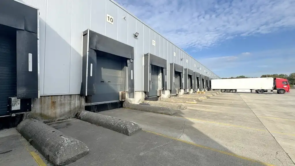 Opslagruimte te huur op logistieke site te Willebroek foto 25