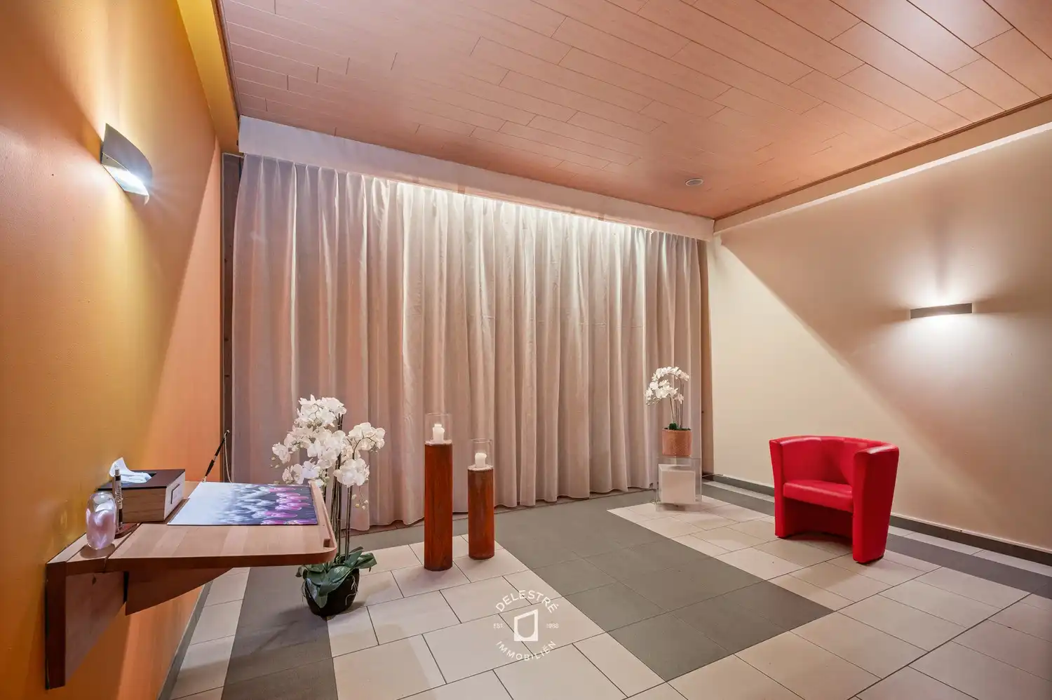 Multifunctioneel gebouw te koop op commerciële topligging te Onkerzele foto 12