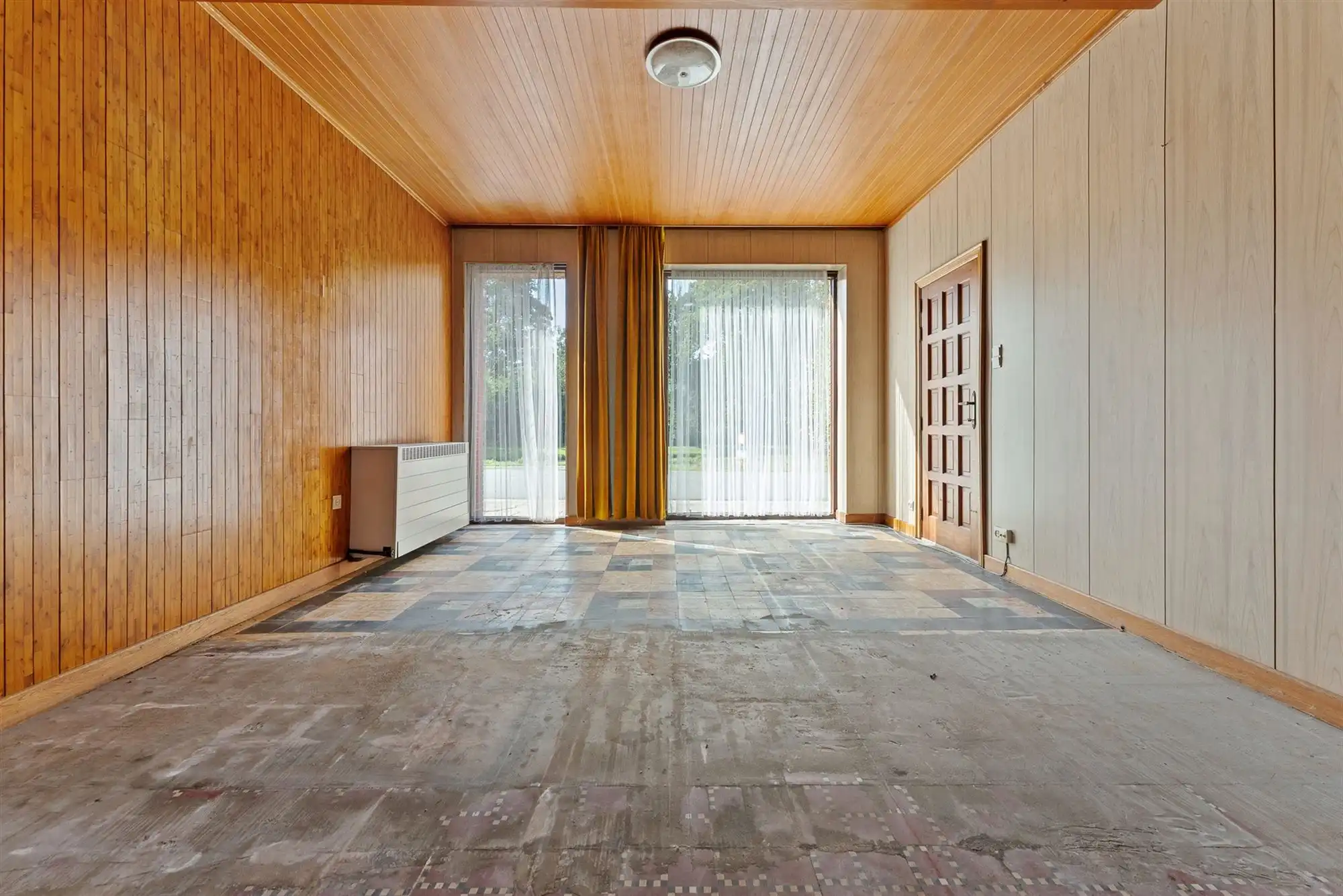 WONING MET ZICHT OP KANAAL OP PRACHTIGE LIGGING foto 3