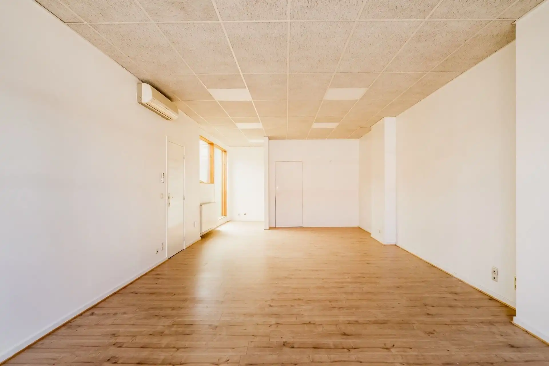 Uitzonderlijk handelspand met veelzijdige mogelijkheden nabij centrum Mechelen foto 27