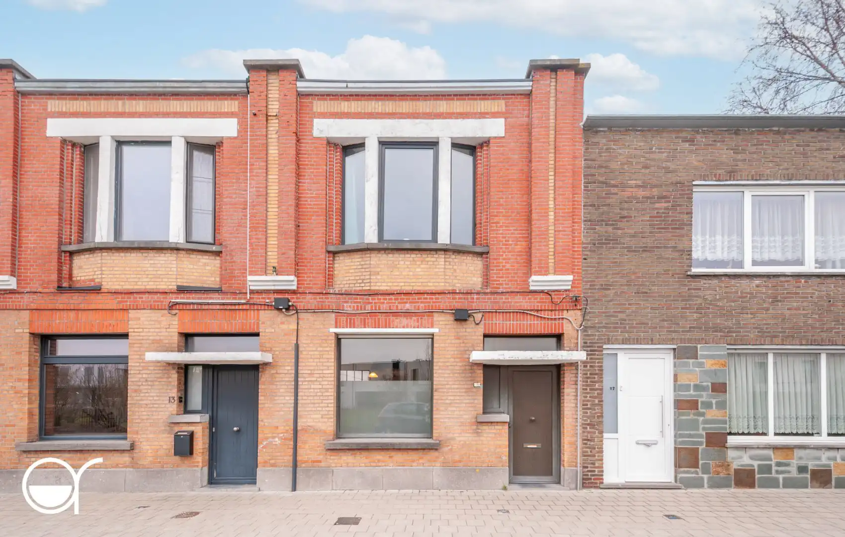 Leuke rijwoning gelegen in een rustige buurt in Destelbergen. foto 2