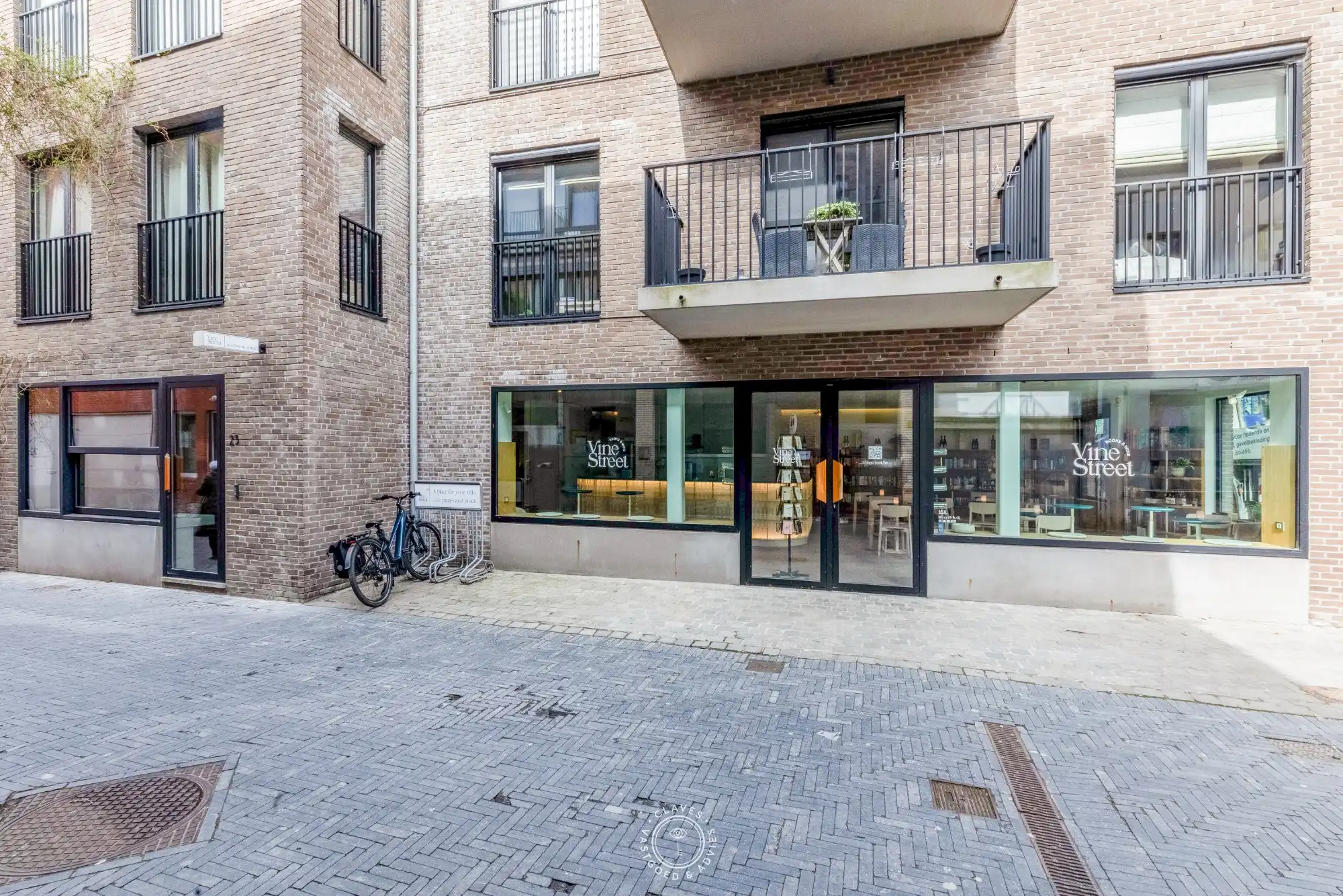 Hoogstaand en veelzijdig handelspand op absolute A-locatie foto 13