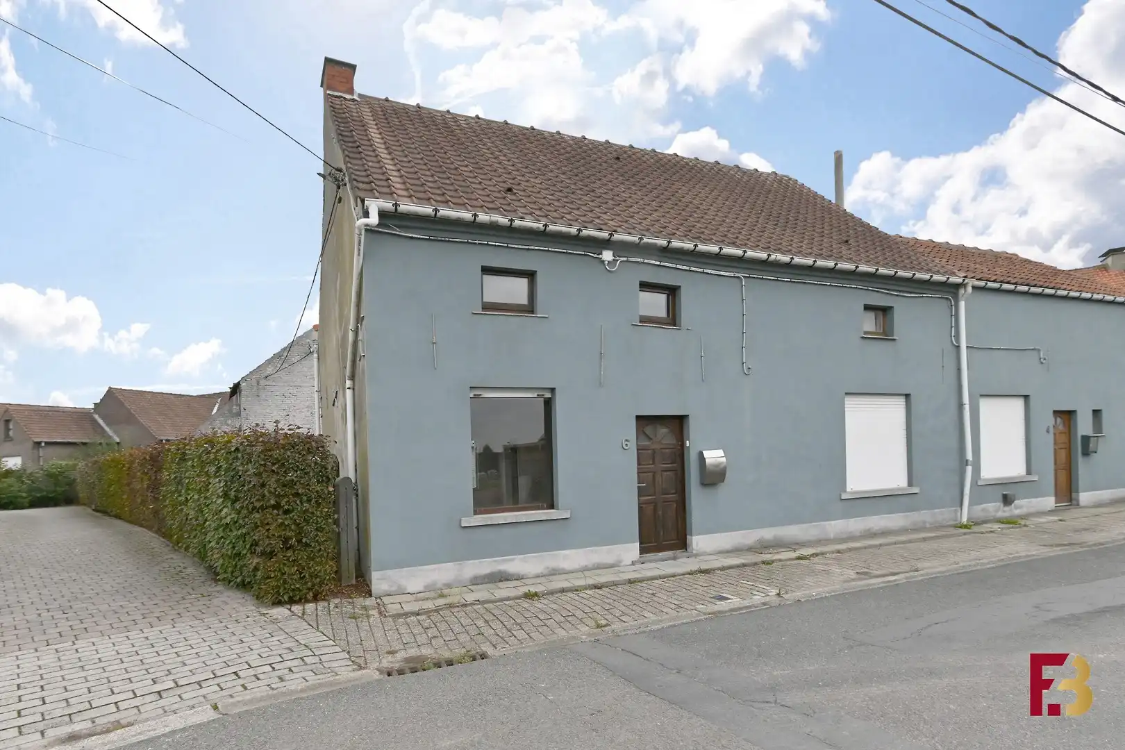 Hoofdfoto van de publicatie: Gezellige half open bebouwing nabij het centrum van Merelbeke