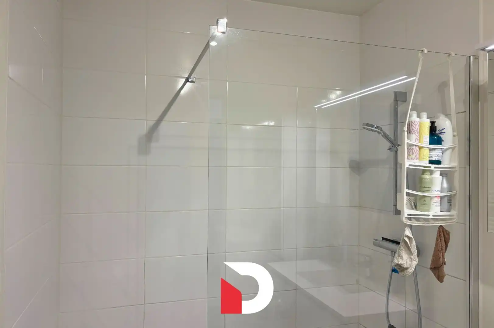 Recent appartement met 2 slaapkamers en zeer aangenaam hoekterras foto 13