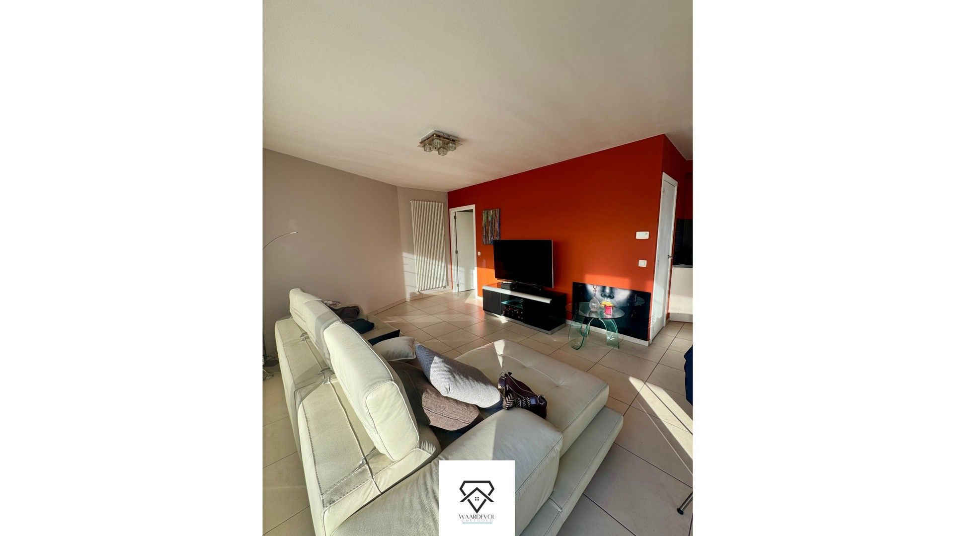 Lichtrijk en rustig appartement te koop met carport foto 6