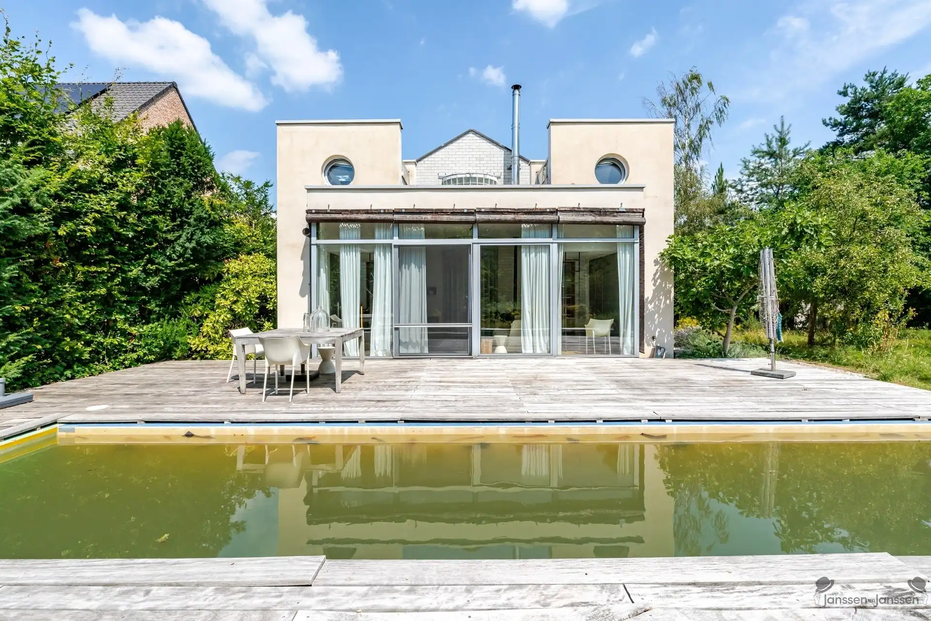 Architecturale villa met unieke woonbeleving foto 25