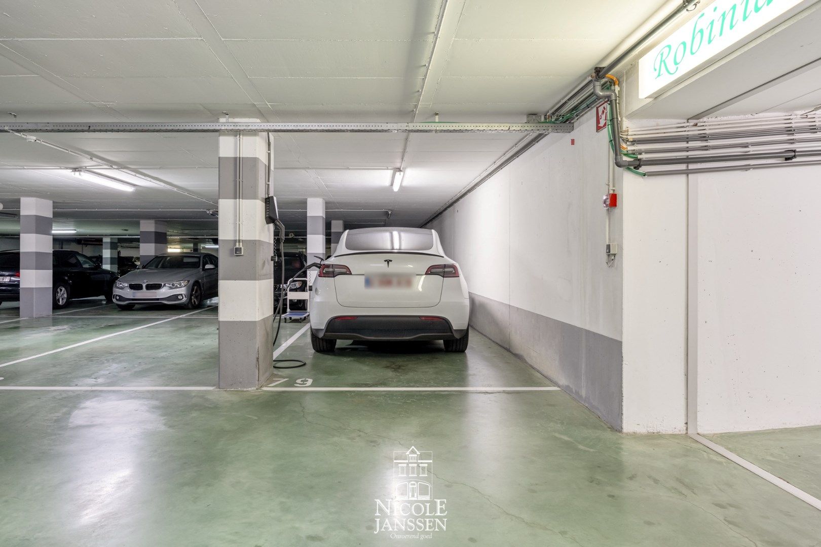 Prachtig gelijkvloers appartement met tuintje, private kelderberging en eigen autostaanplaats in Bokrijkpark foto 19