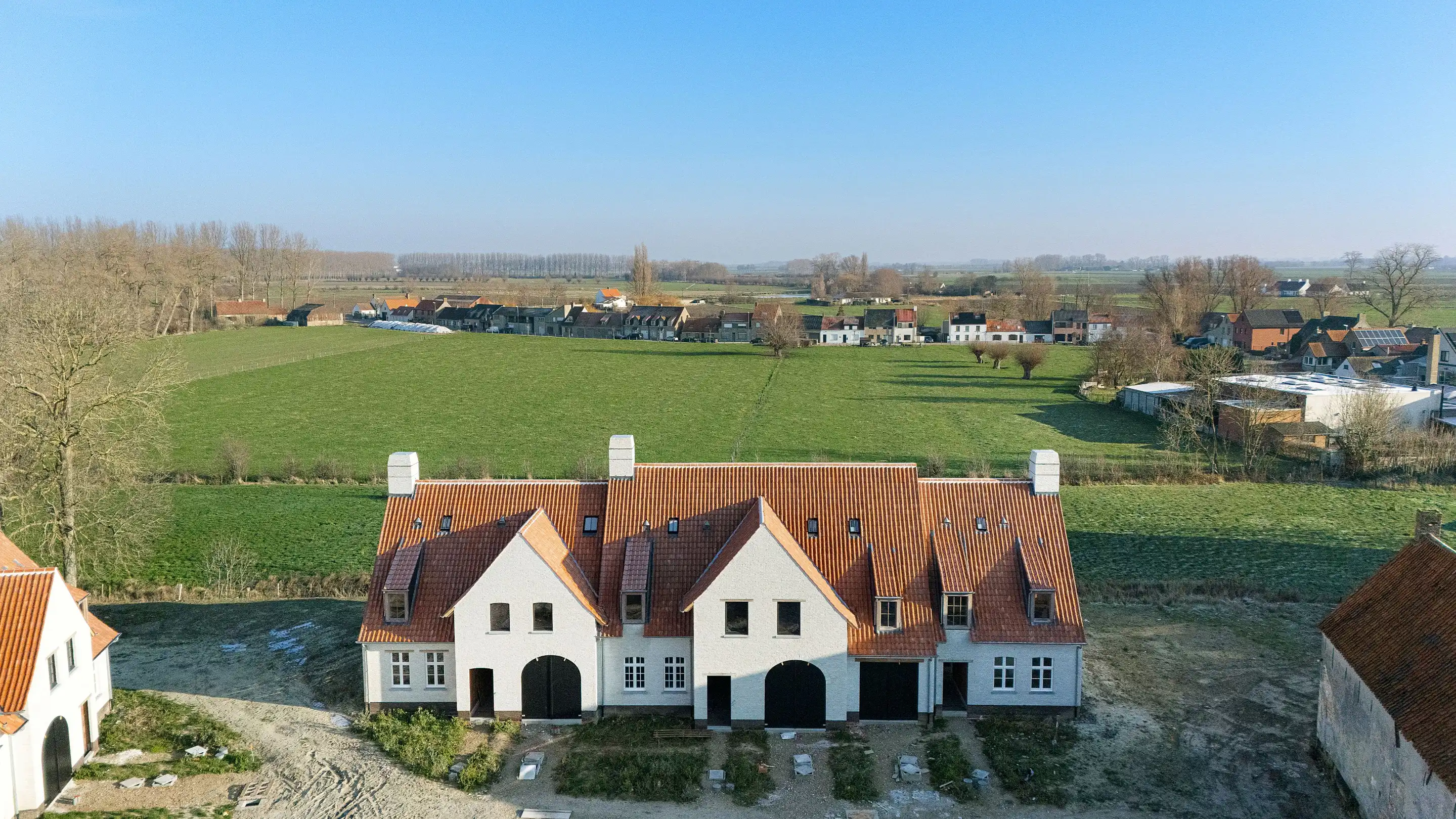 Nieuwbouw woning rustig gelegen te Lapscheure. foto 11