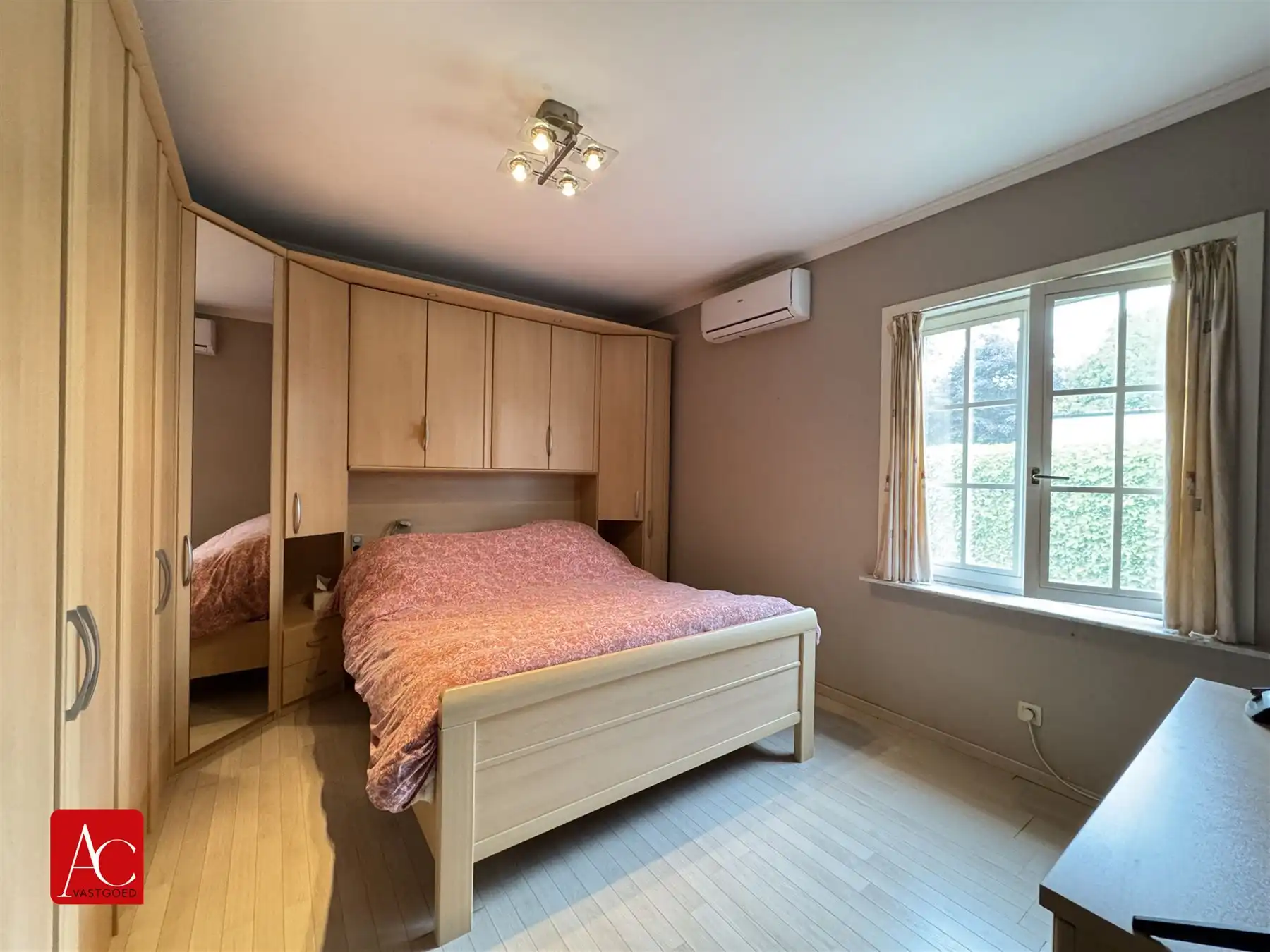 Rustig gelegen bungalow met prachtig uitzicht foto 28