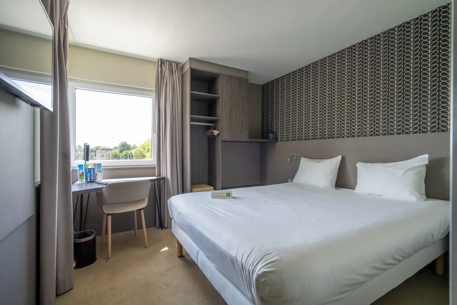 Hotelkamer Kortrijk foto {{pictureIndex}}