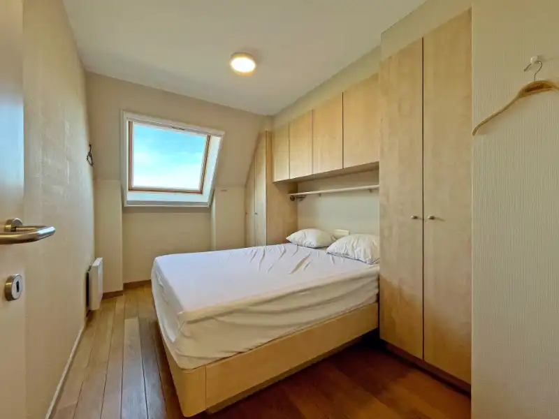 RUSTIG APPARTEMENT MET GROOT ZONNIG TERRAS foto 20